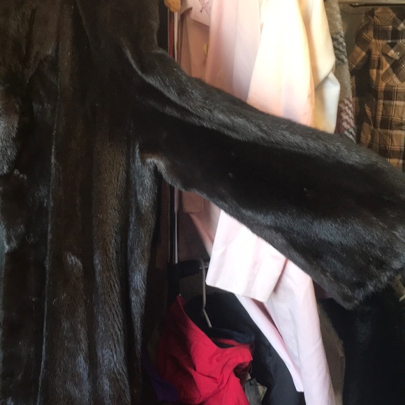 Vintage Oscar de la Renta Mink - Picture 8 of 11